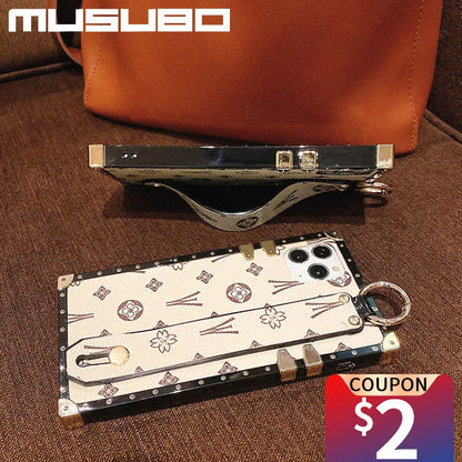 Musubo Luxury Wristband Cases for iPhones-15 Stylish Protection for Women